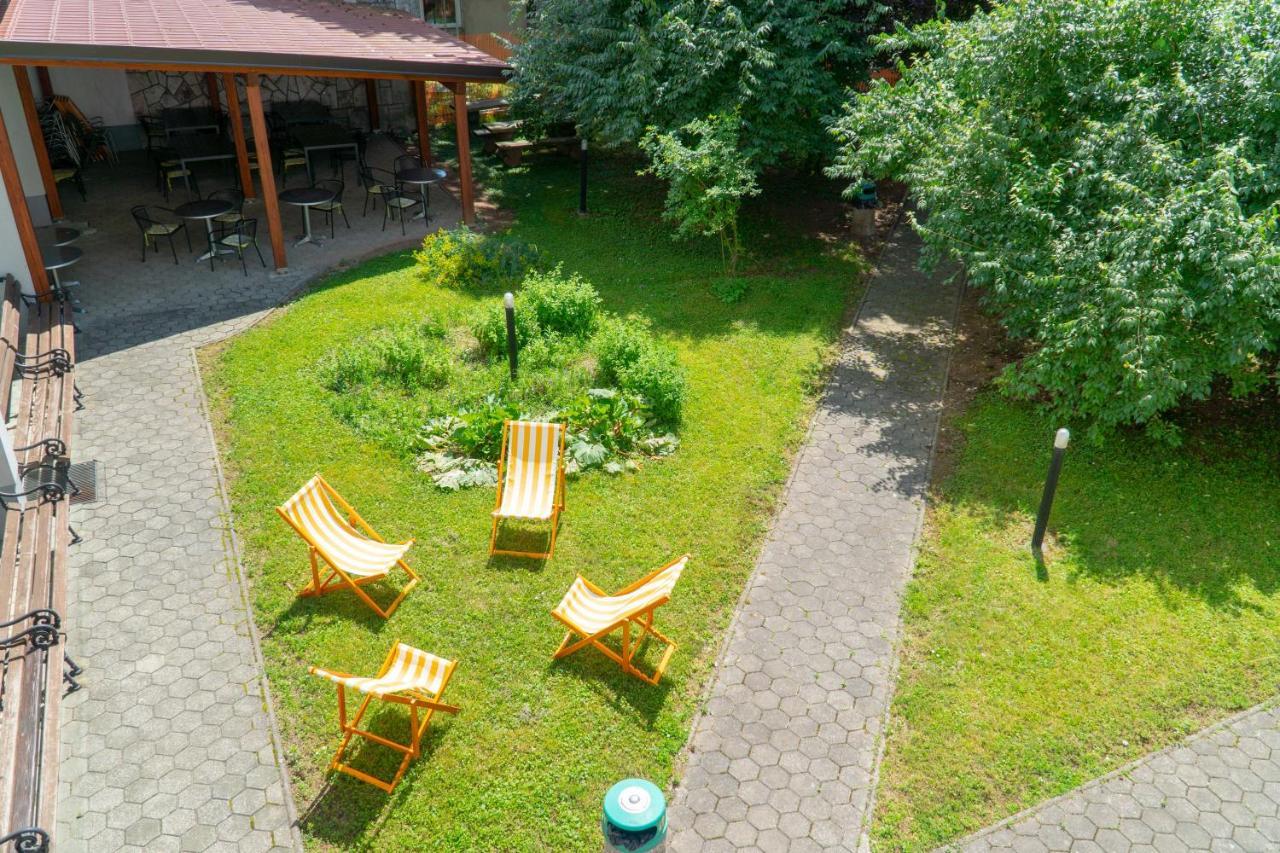 Dijaski Dom Bezigrad Ljubljana Hostel Esterno foto