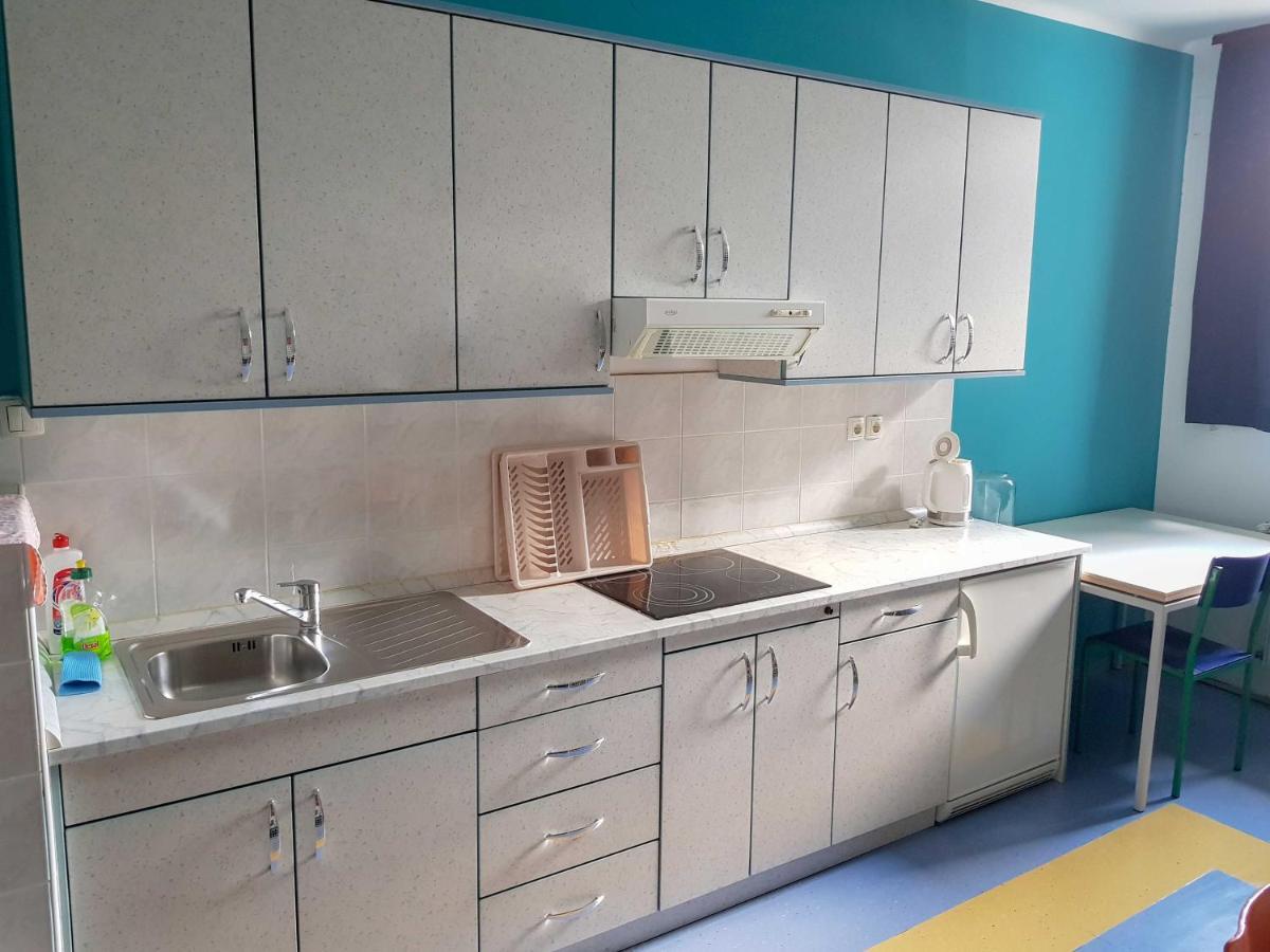 Dijaski Dom Bezigrad Ljubljana Hostel Esterno foto